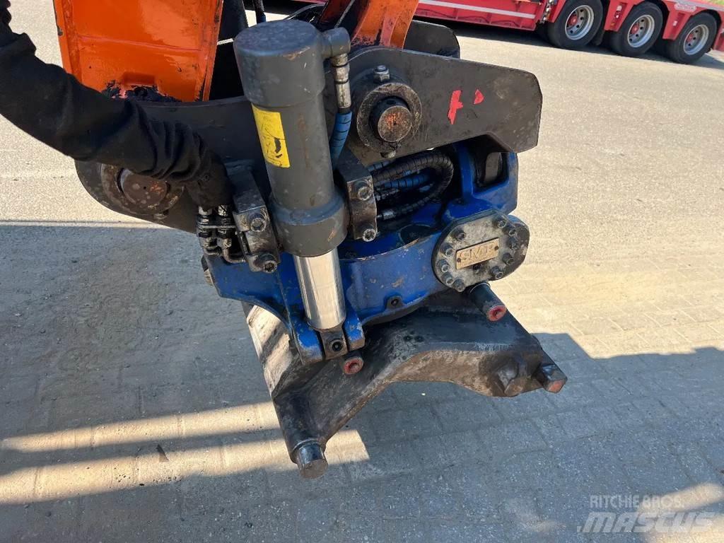 Hitachi 140W Колісні екскаватори