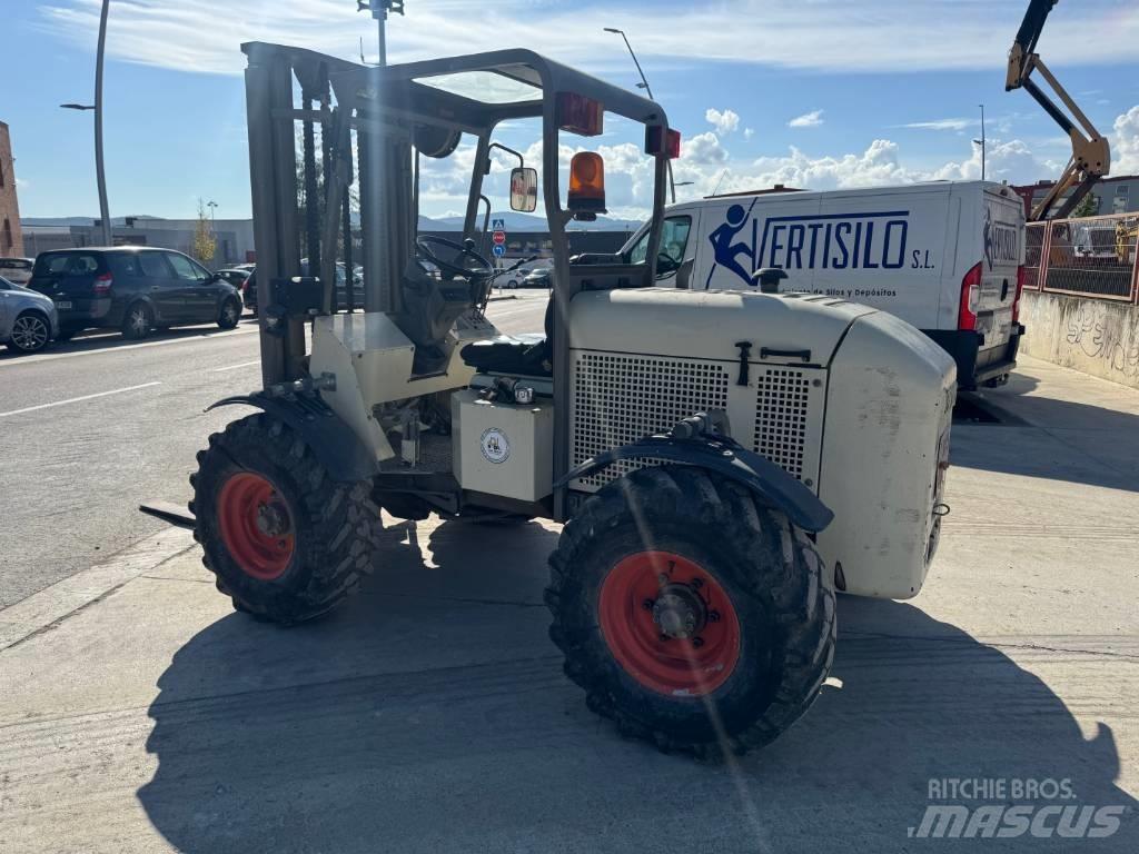 Tormaq 2542 Телескопічні навантажувачі
