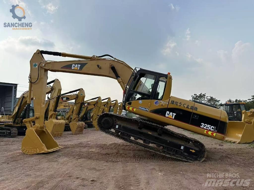 CAT 325 CL Гусеничні екскаватори