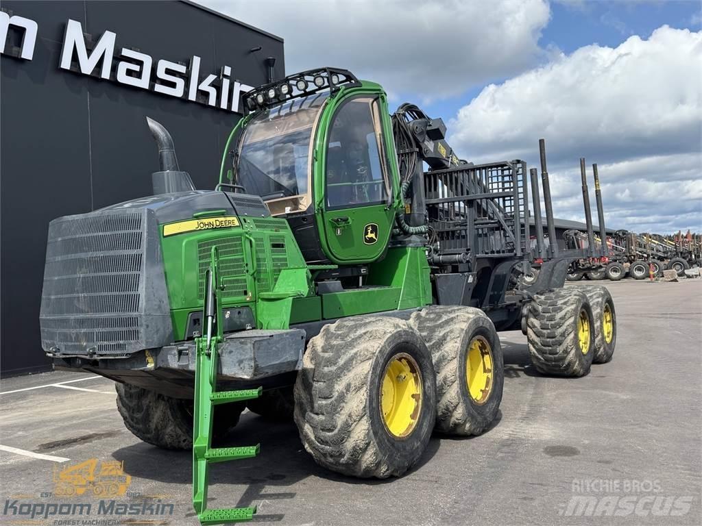 John Deere 1210G Форвардери