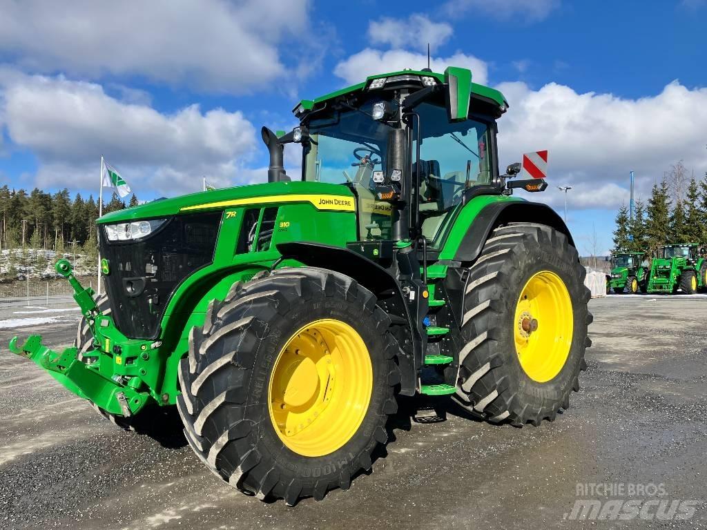 John Deere 7R 310 Трактори