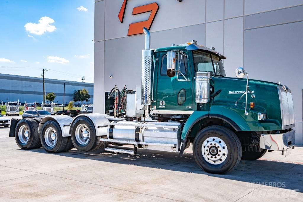 Western Star 4900 SB Тягачі