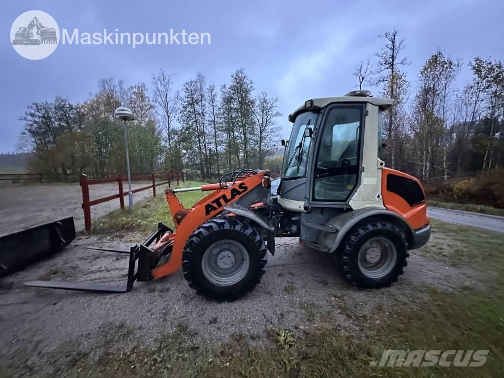 Atlas 65 Фронтальні навантажувачі