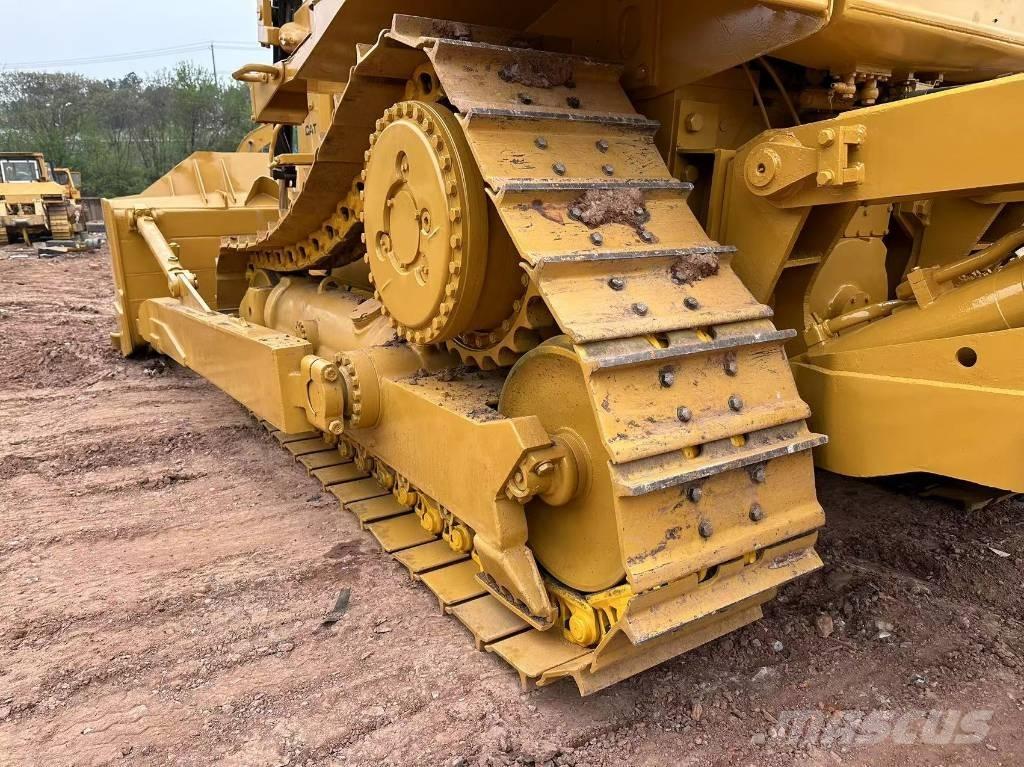 CAT D8R Гусеничні бульдозери
