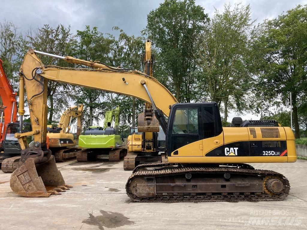 CAT 325 D Гусеничні екскаватори