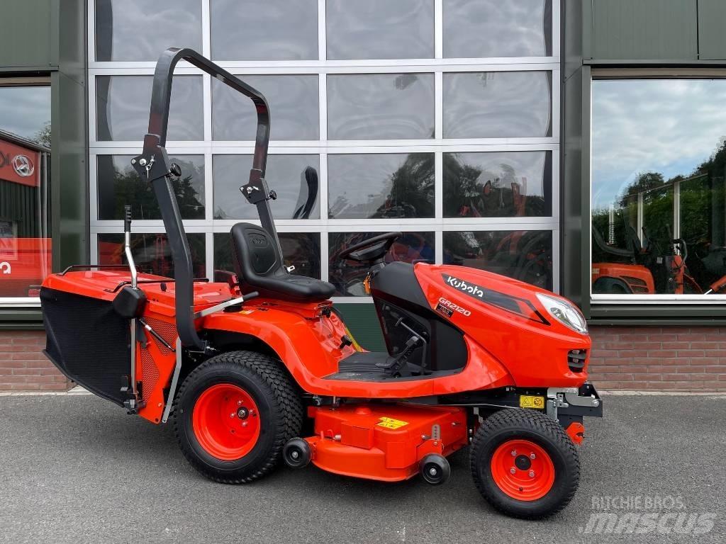 Kubota GR 2120 Самохідні газонокосарки
