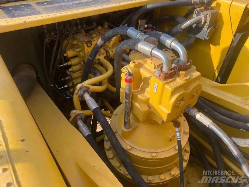 Komatsu PC 400-8 R Гусеничні екскаватори