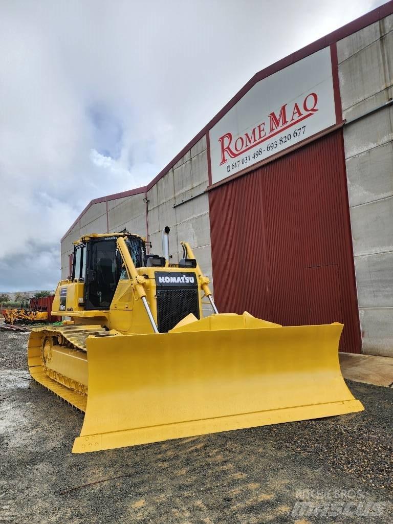 Komatsu D 65 PX-17 Гусеничні бульдозери