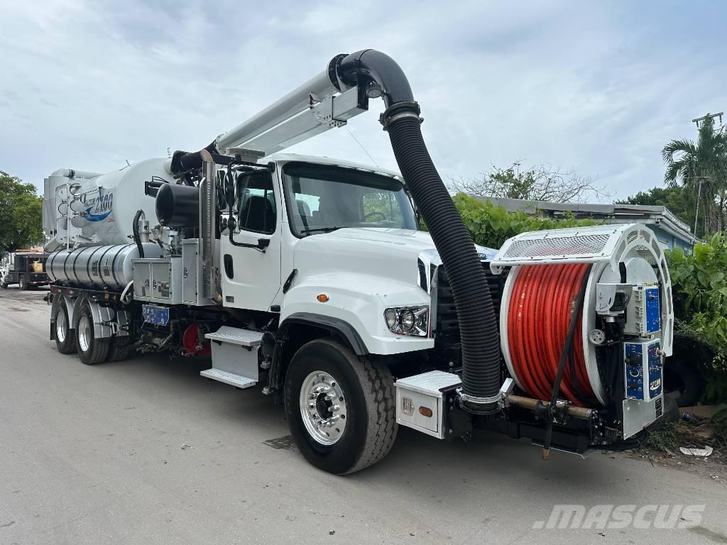 Freightliner 114 SD Комбі/Вакуумні вантажівки