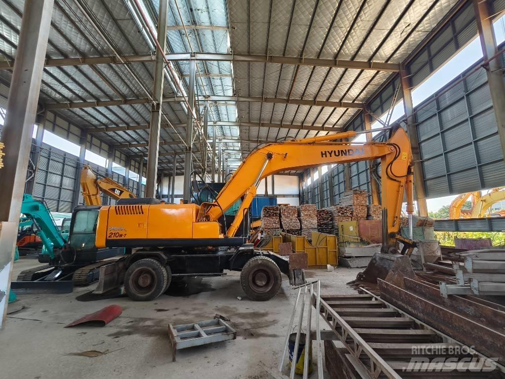 Hyundai R210w-7 Колісні екскаватори