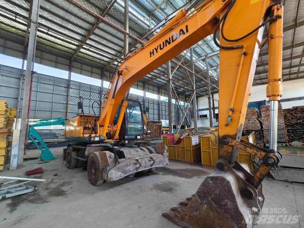 Hyundai R210w-7 Колісні екскаватори