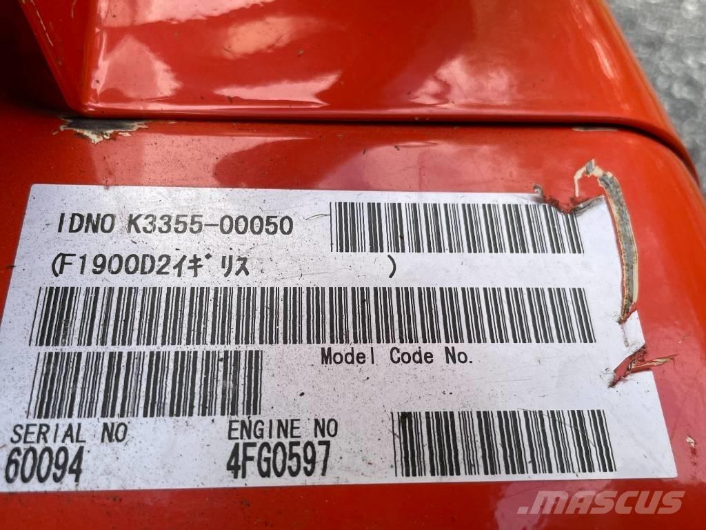 Kubota F 1900 Самохідні газонокосарки