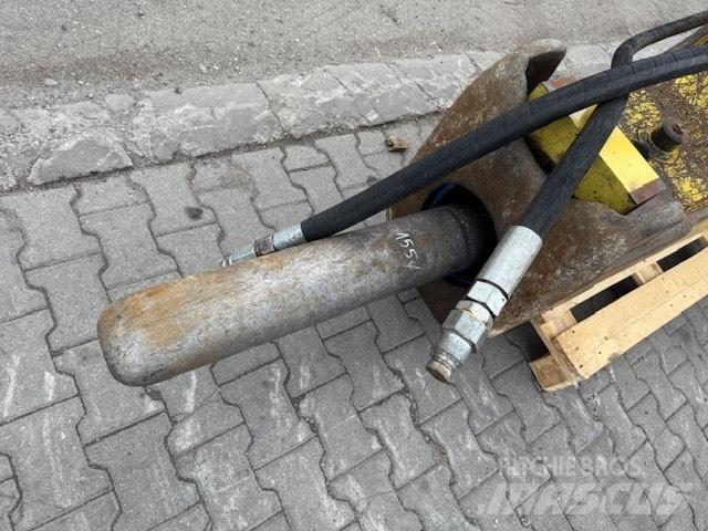 Soosan 121 Breaker Плуги