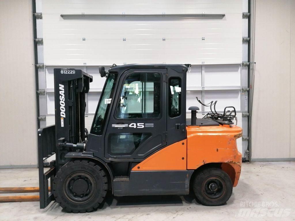 Doosan G45SC-7 Газові навантажувачі