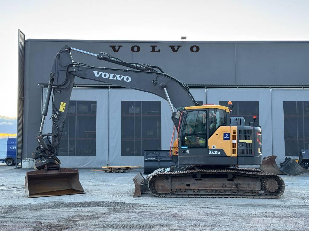 Volvo ECR 235 EL Гусеничні екскаватори