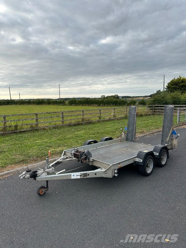  MOTIV TC3000 Легкі причепи