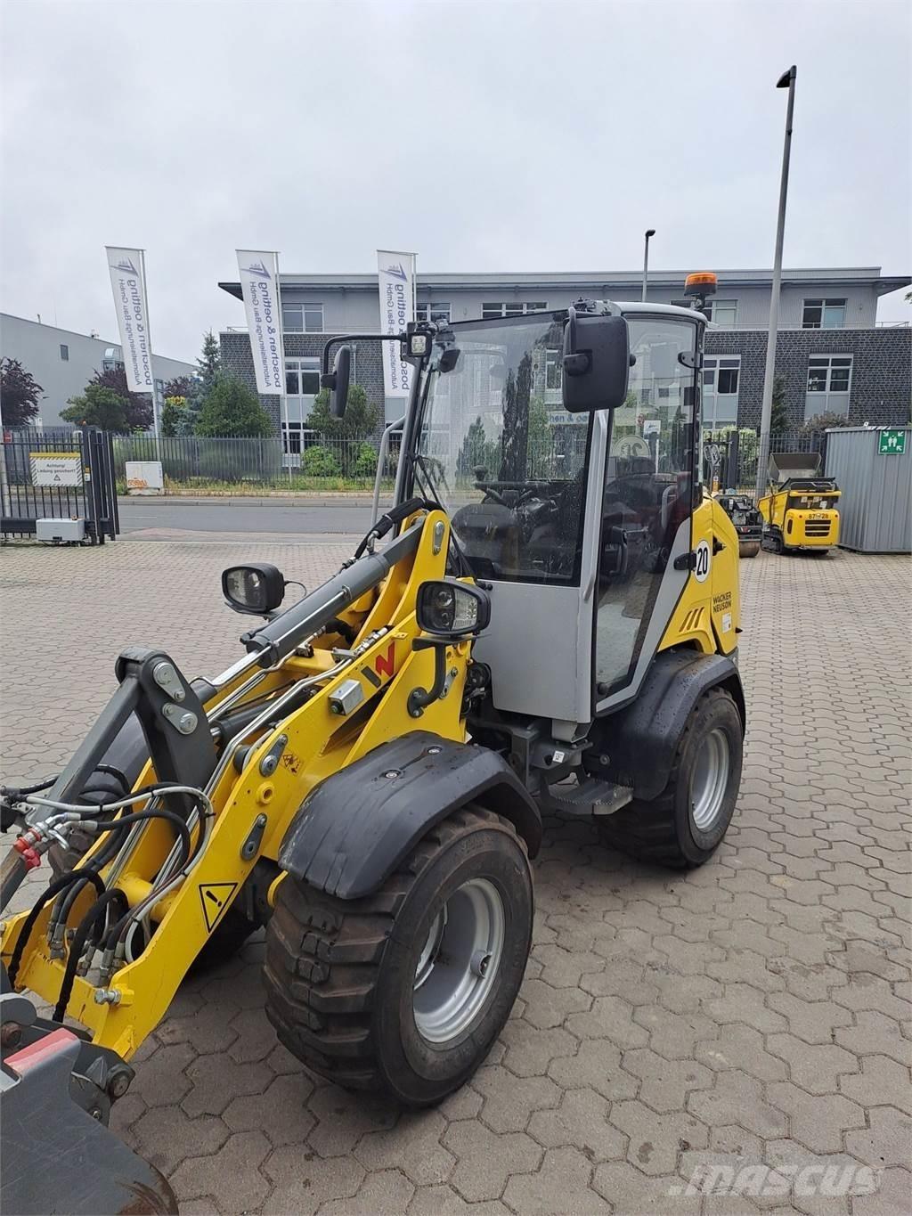 Wacker Neuson WL28 Фронтальні навантажувачі