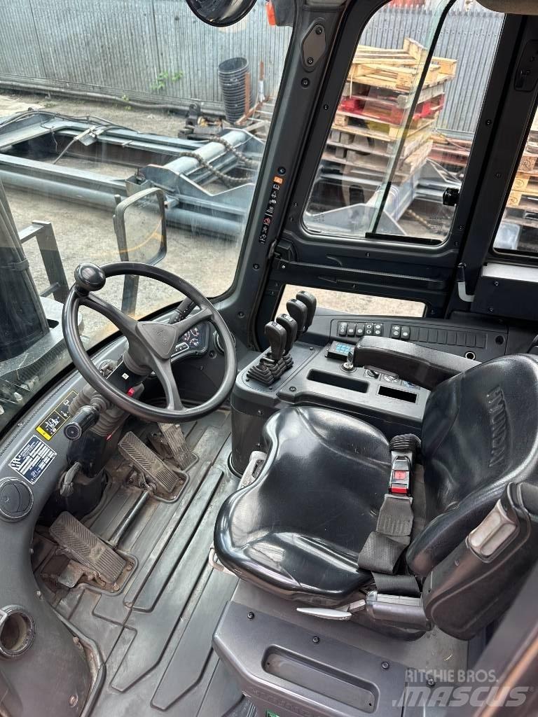 Hyundai 70 D-9 Дизельні навантажувачі