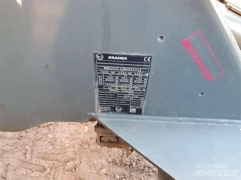 Kramer 8105 Фронтальні навантажувачі