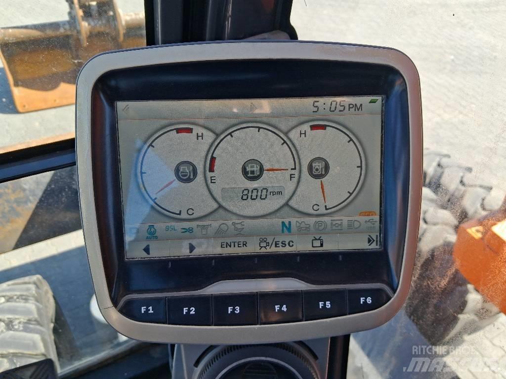 Doosan DX 140 W-3 Колісні екскаватори