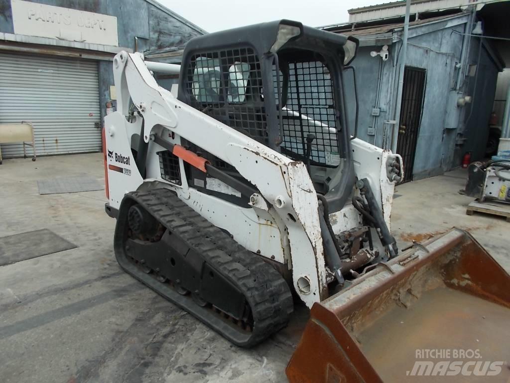 Bobcat T590 Міні-навантажувачі