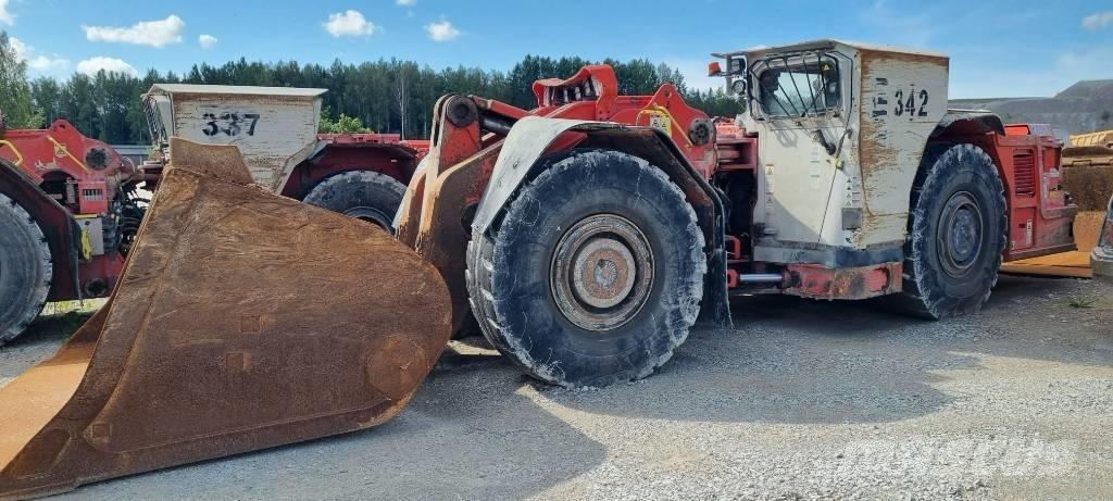 Sandvik LH 410 Підземні навантажувачі