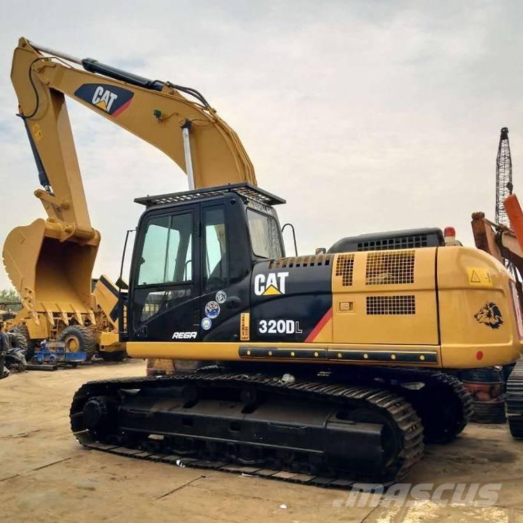 CAT 325DL Гусеничні екскаватори