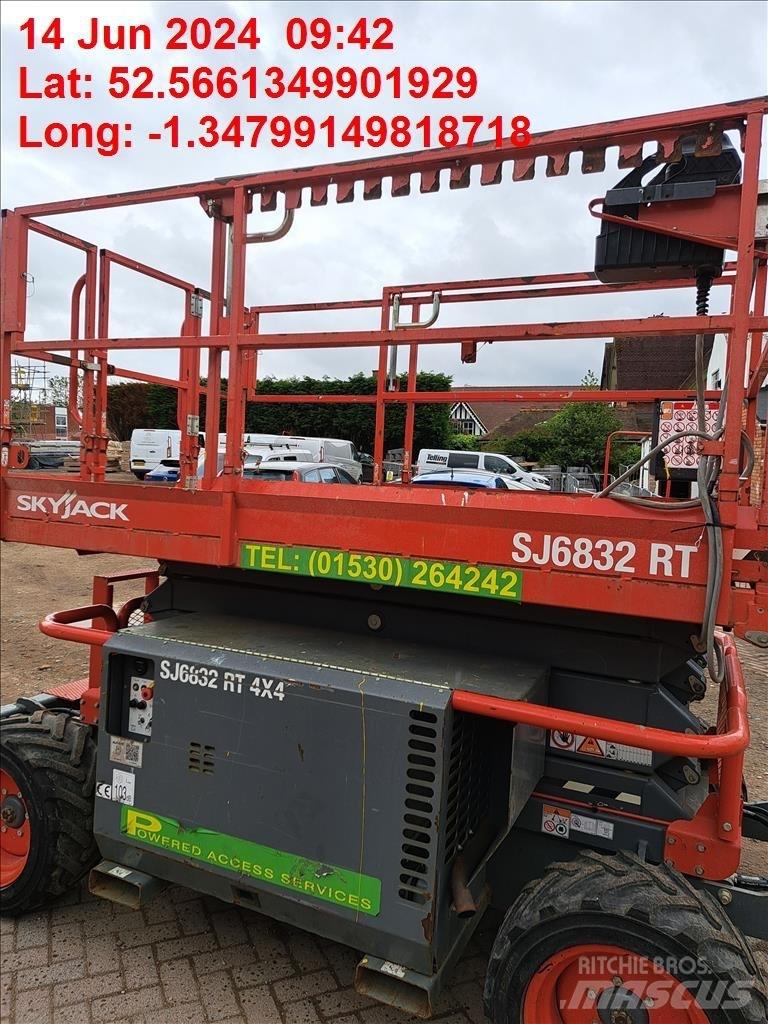 SkyJack SJ 6832 RT Підйомники-ножиці