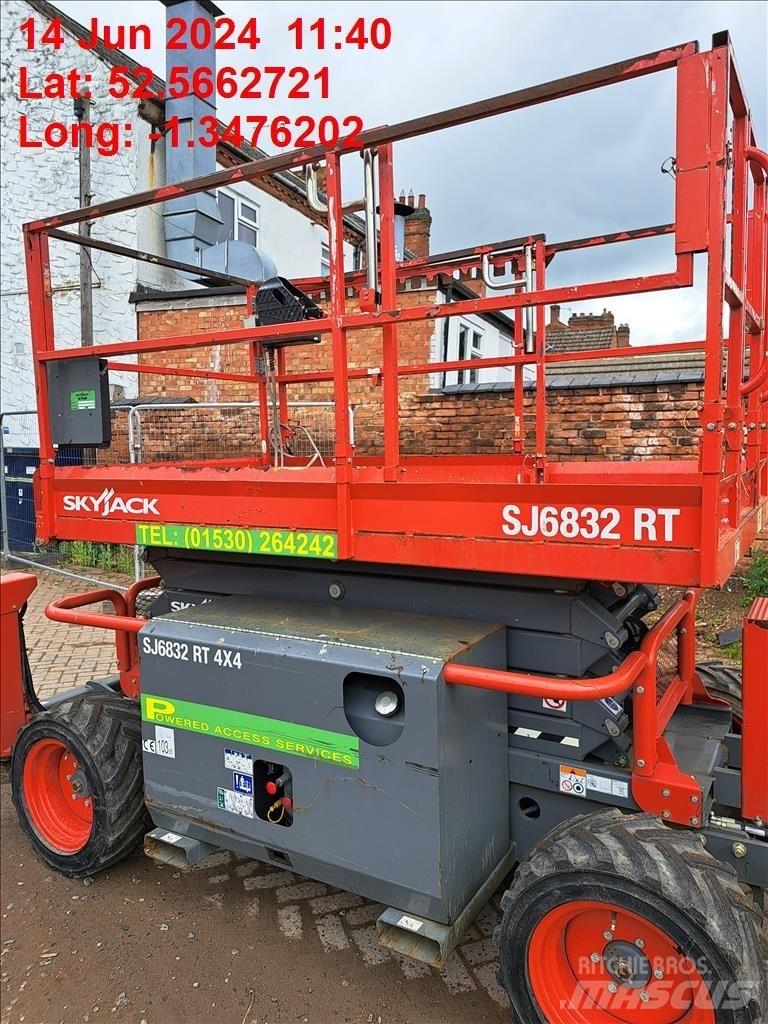 SkyJack SJ 6832 RT Підйомники-ножиці