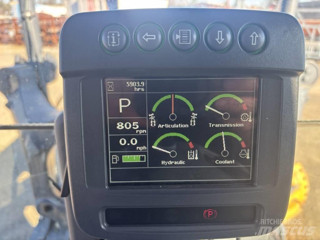 DEERE 872G Грейдери