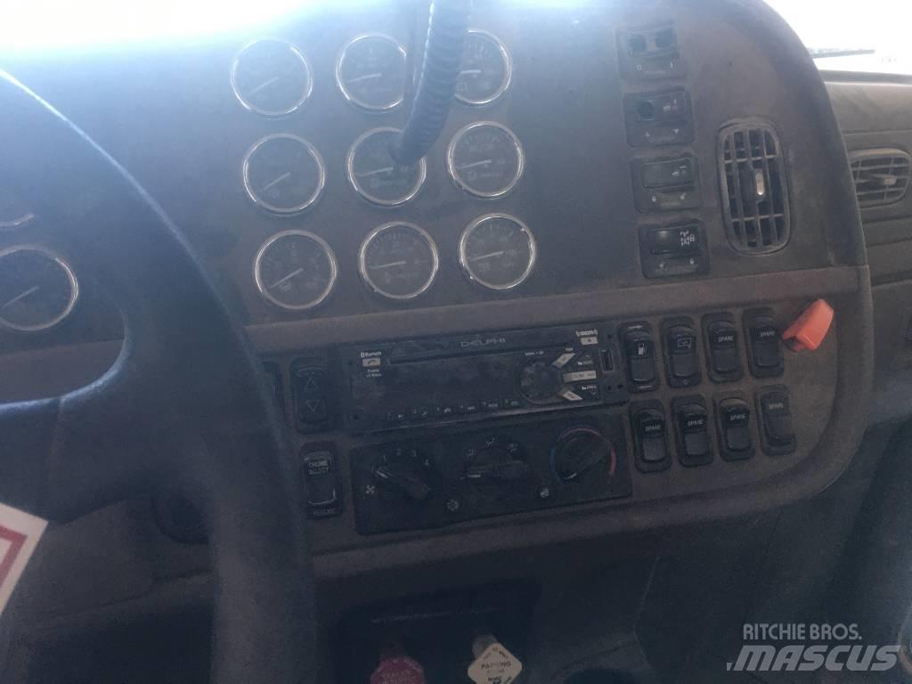 Peterbilt 386 Тягачі