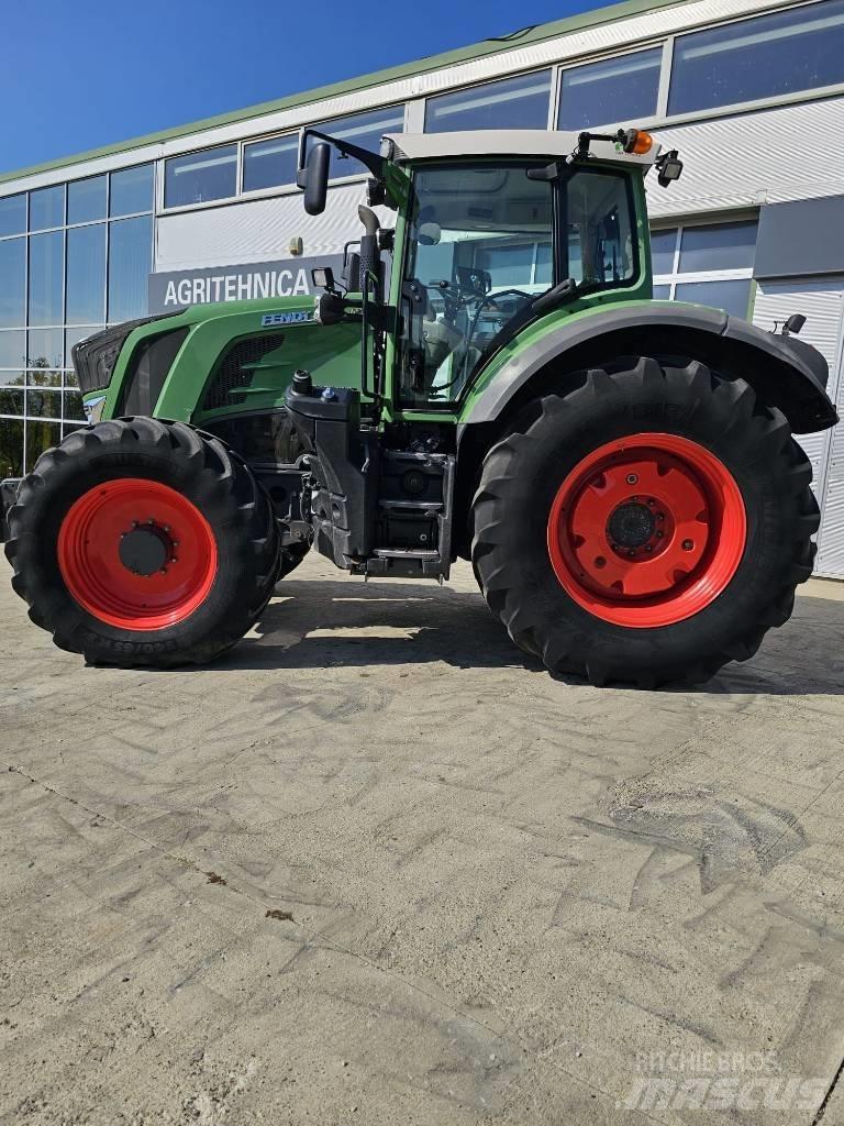 Fendt 828 Трактори