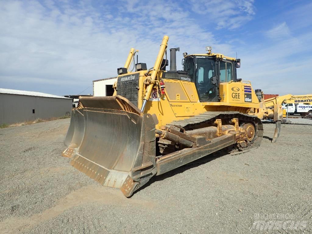 Komatsu D155AX-8 Гусеничні бульдозери