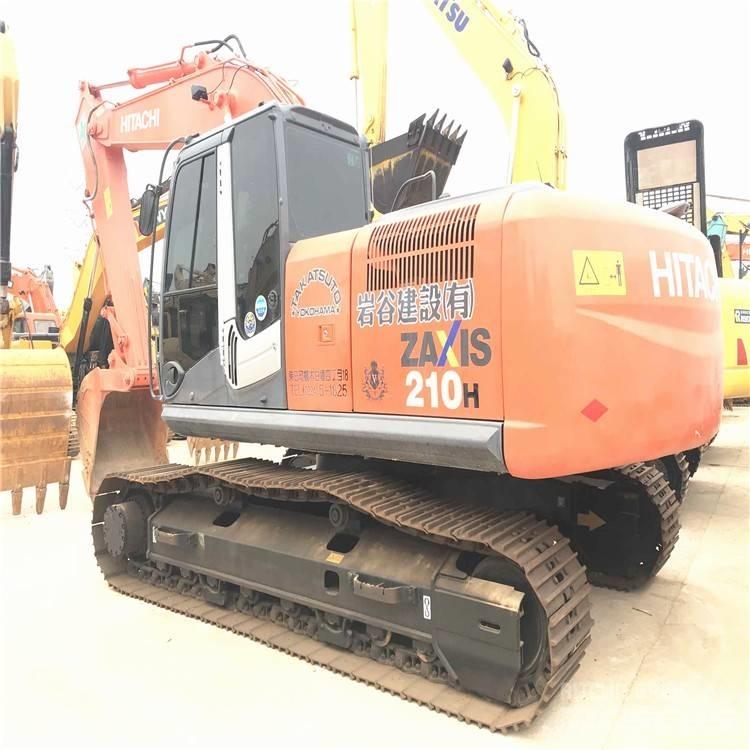 Hitachi zx210 Гусеничні екскаватори