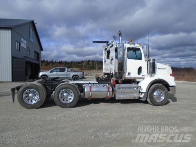 Western Star 4900 SA Тягачі