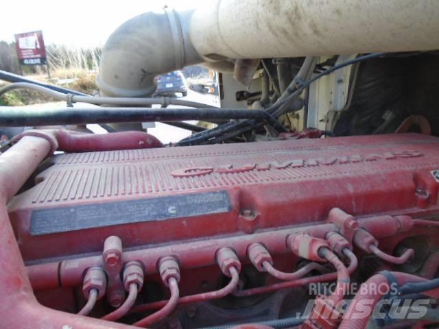 Western Star 4900 SA Тягачі