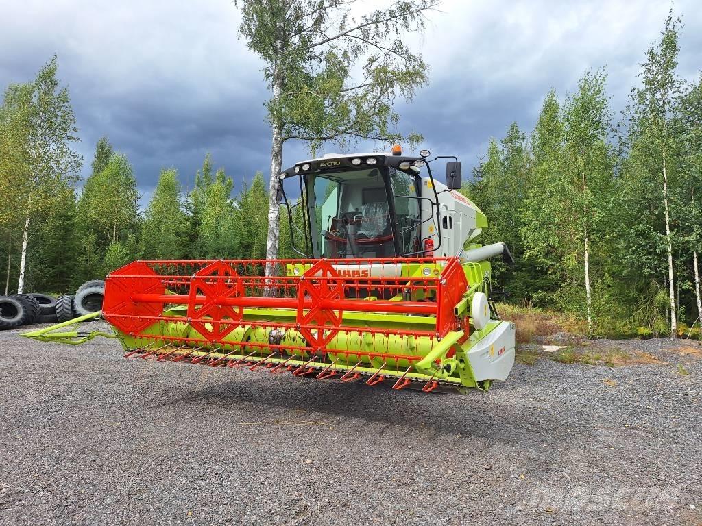 CLAAS Avero 240 Зернозбиральні комбайни