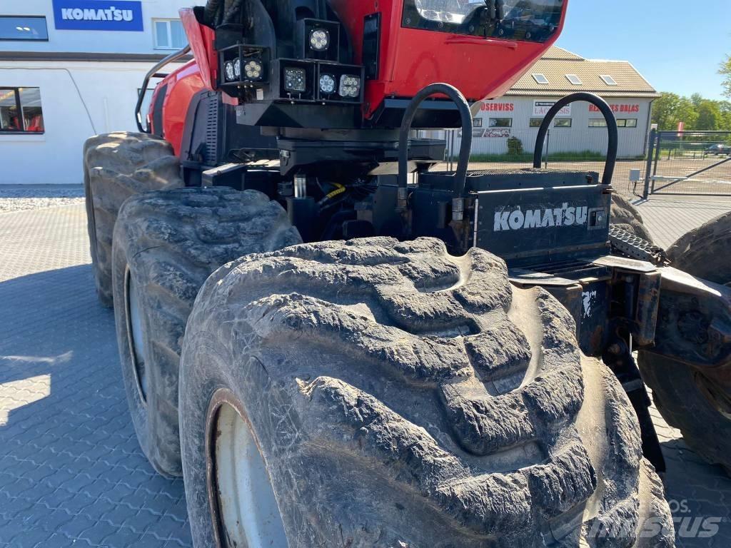 Komatsu 911 Харвестери