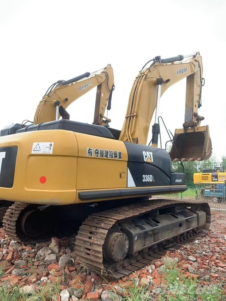 CAT 336 D L Гусеничні екскаватори
