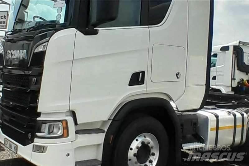 Scania R560 Вантажівки / спеціальні