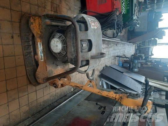 Weber mt Трамбувальники