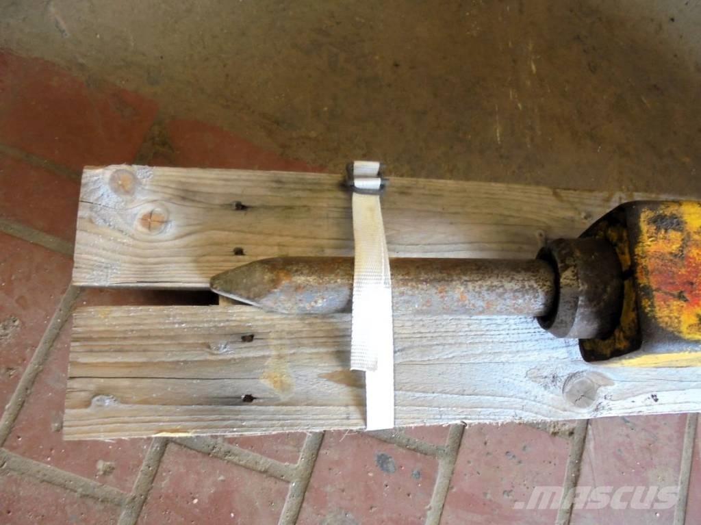Epiroc SB 52 Hammer Плуги