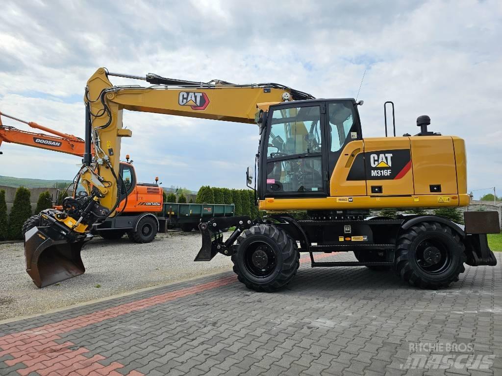 CAT M 316 F Колісні екскаватори