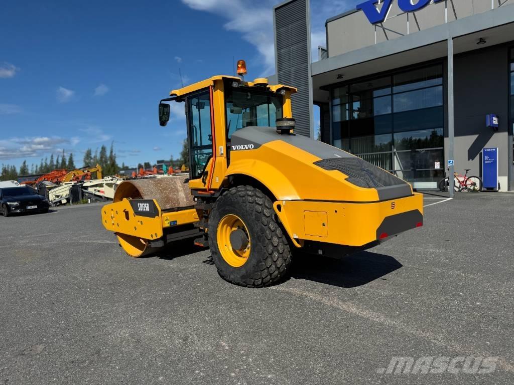 Volvo SD 135 B Грунтові котки