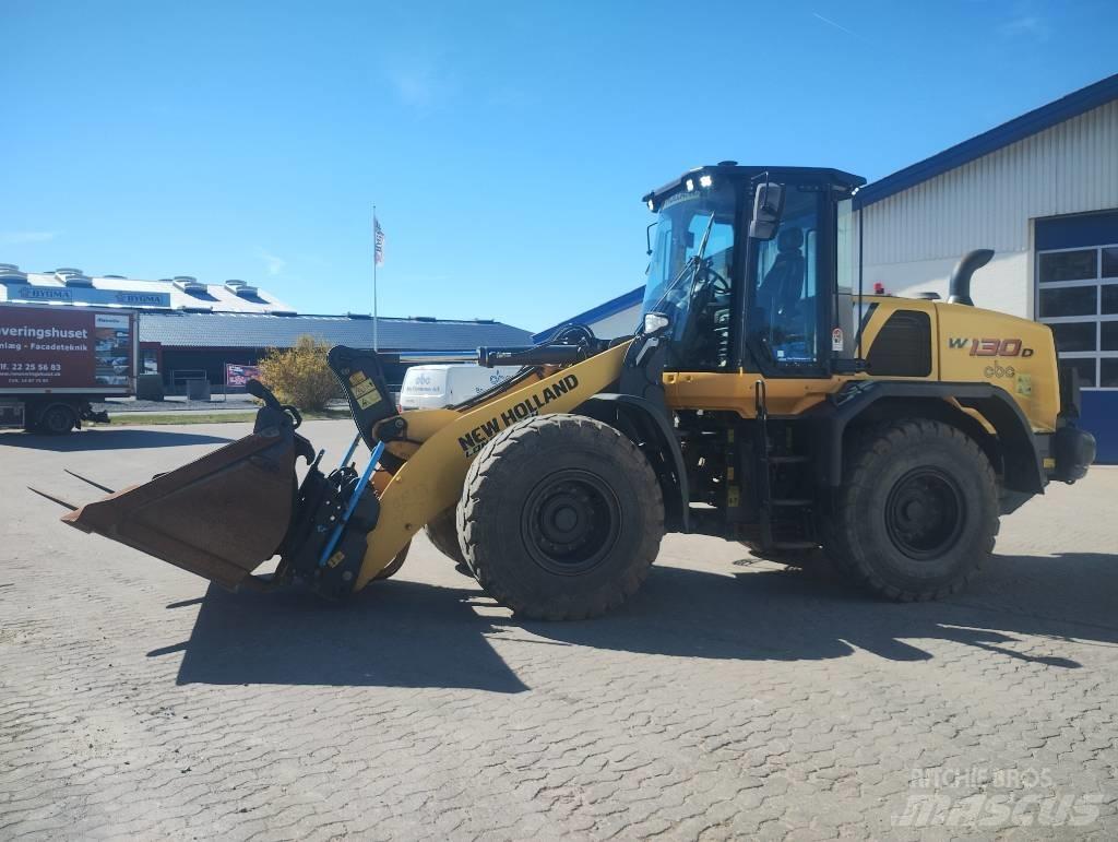 New Holland W130D LR Фронтальні навантажувачі