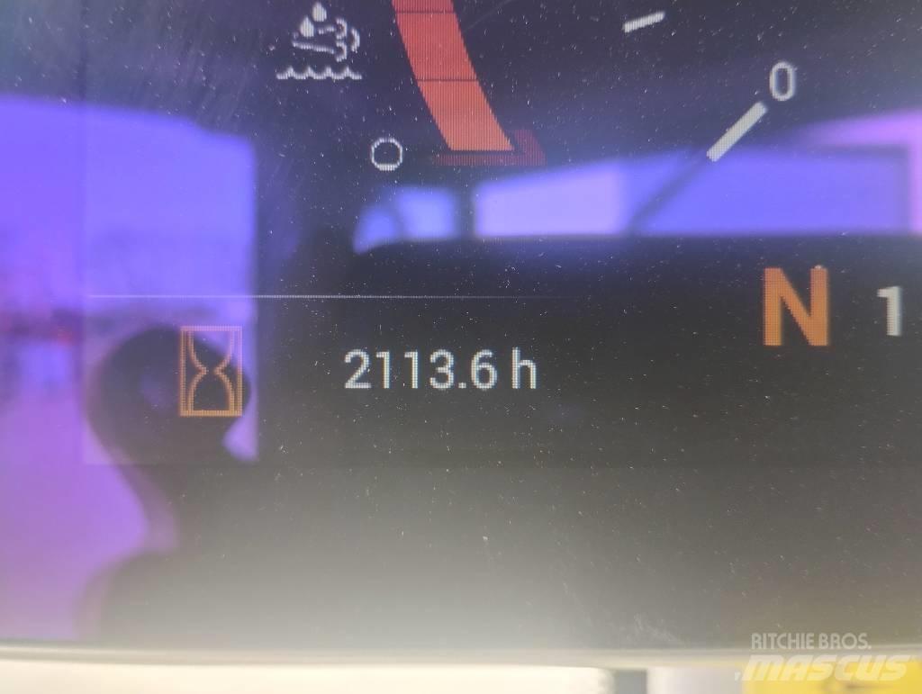 New Holland W130D LR Фронтальні навантажувачі