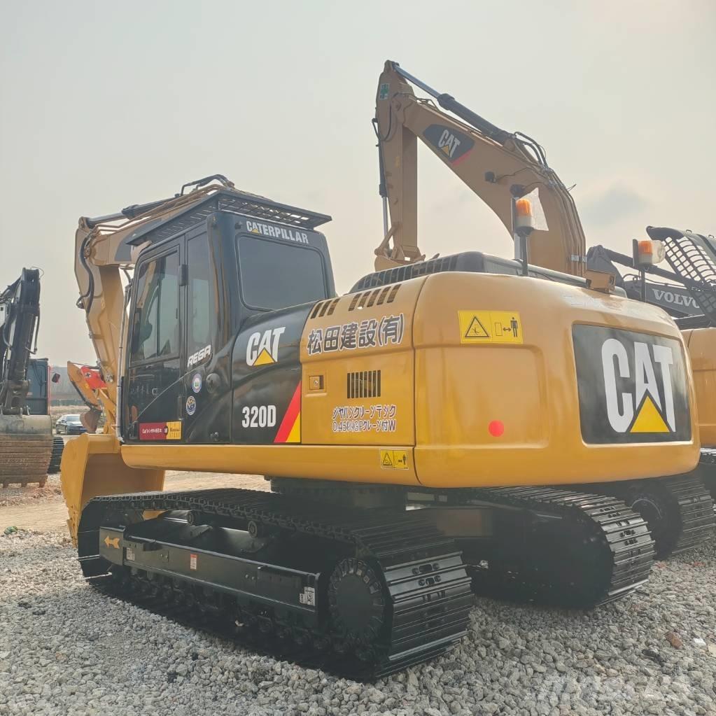 CAT 320 D Гусеничні екскаватори