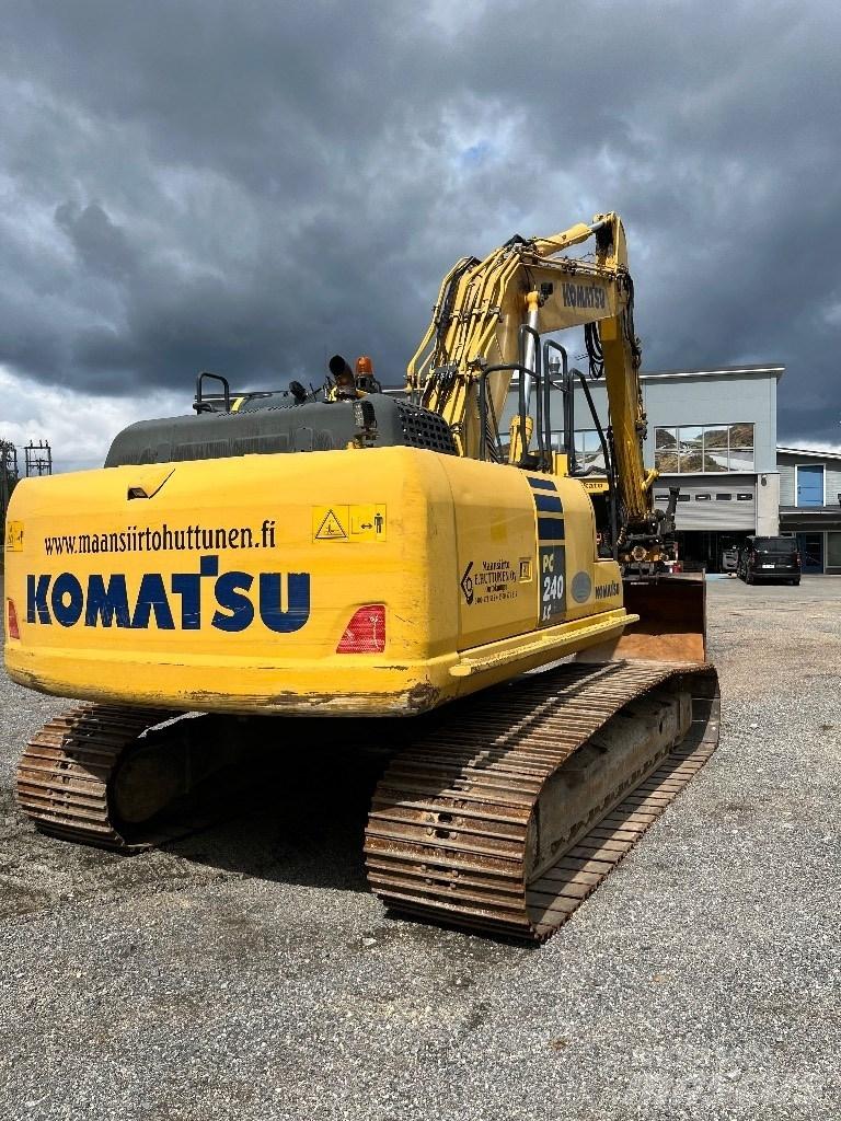 Komatsu PC 240 LC-10 Гусеничні екскаватори