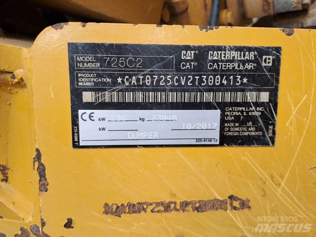 CAT 725C2 Зчленовані самоскиди