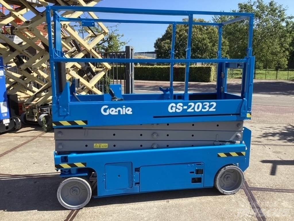 Genie GS2032 Підйомники-ножиці